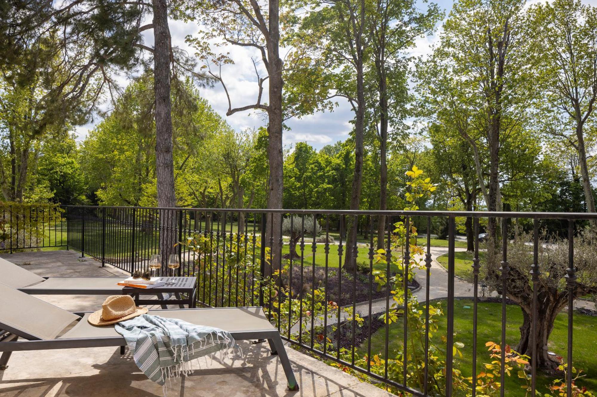 Chateau Les Oliviers De Salettes Charols Exterior foto