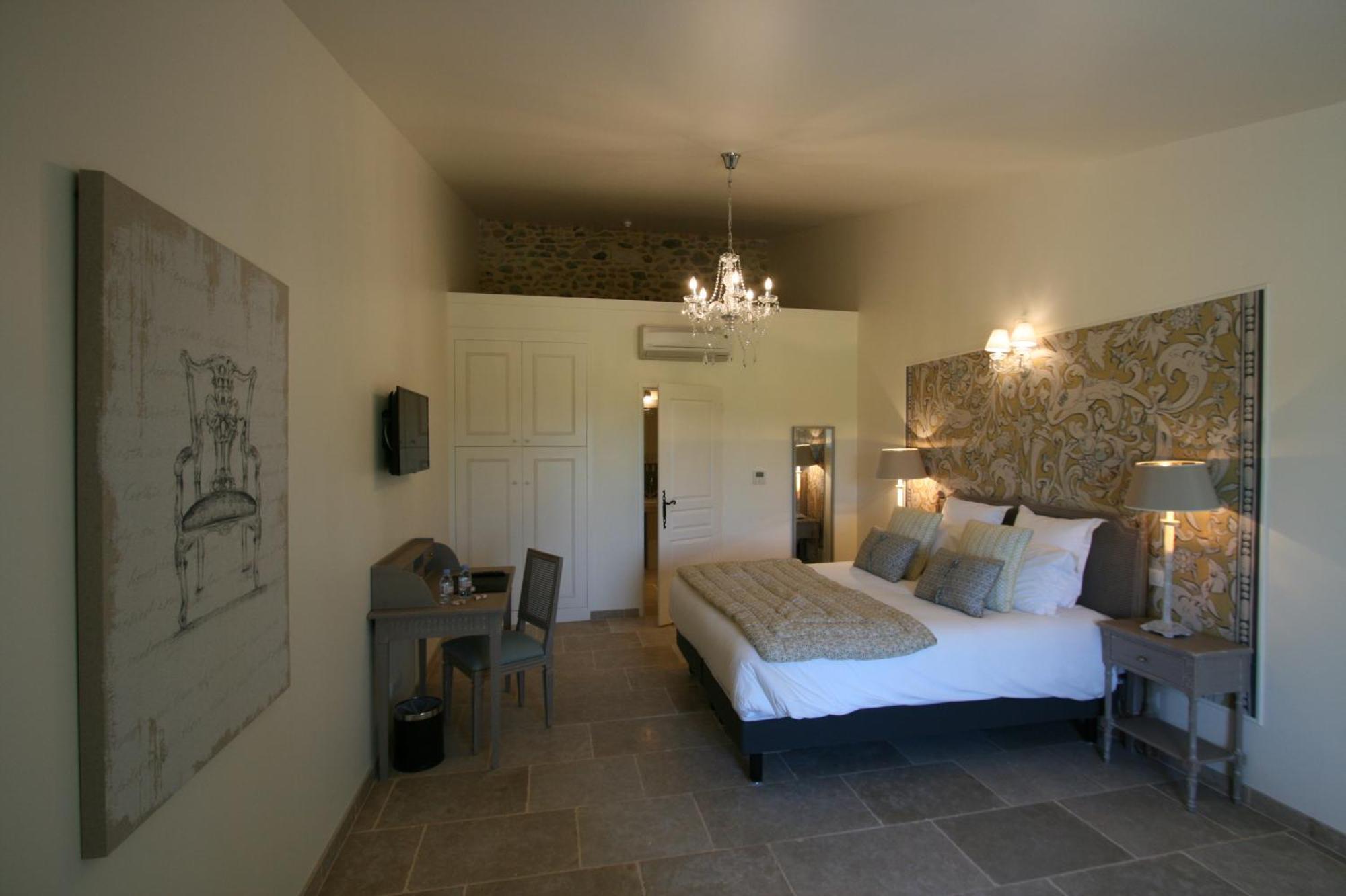 Chateau Les Oliviers De Salettes Charols Habitación foto